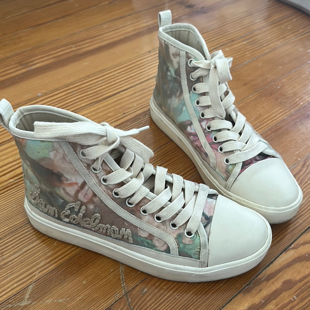 SAM EDELMAN | Sam Edelman Floral Trendy Cream Beige Sneakers Size 6